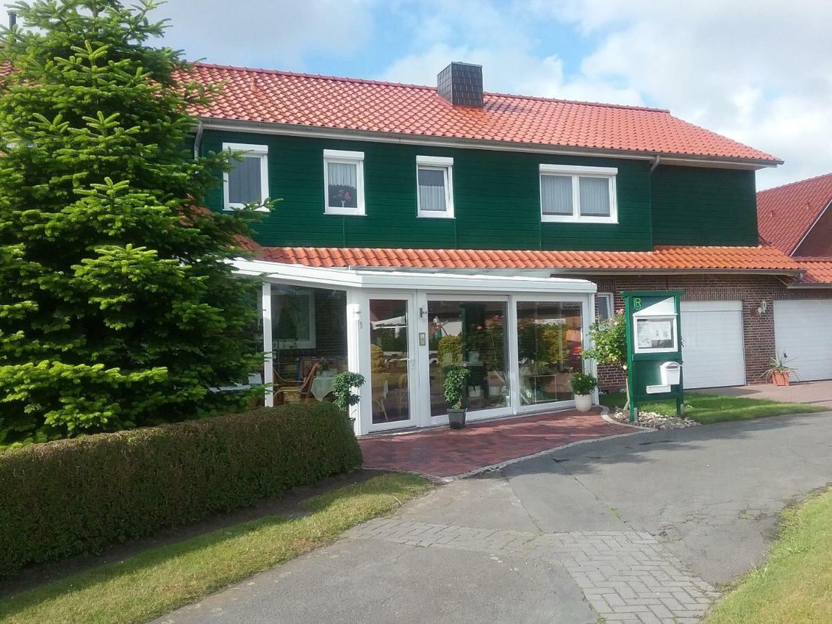 Familienurlaub In Ostfriesland Fuer Max 7 Pers In 2 Wohnungen, Auch Einzeln Wohnungen Utarp Kültér fotó